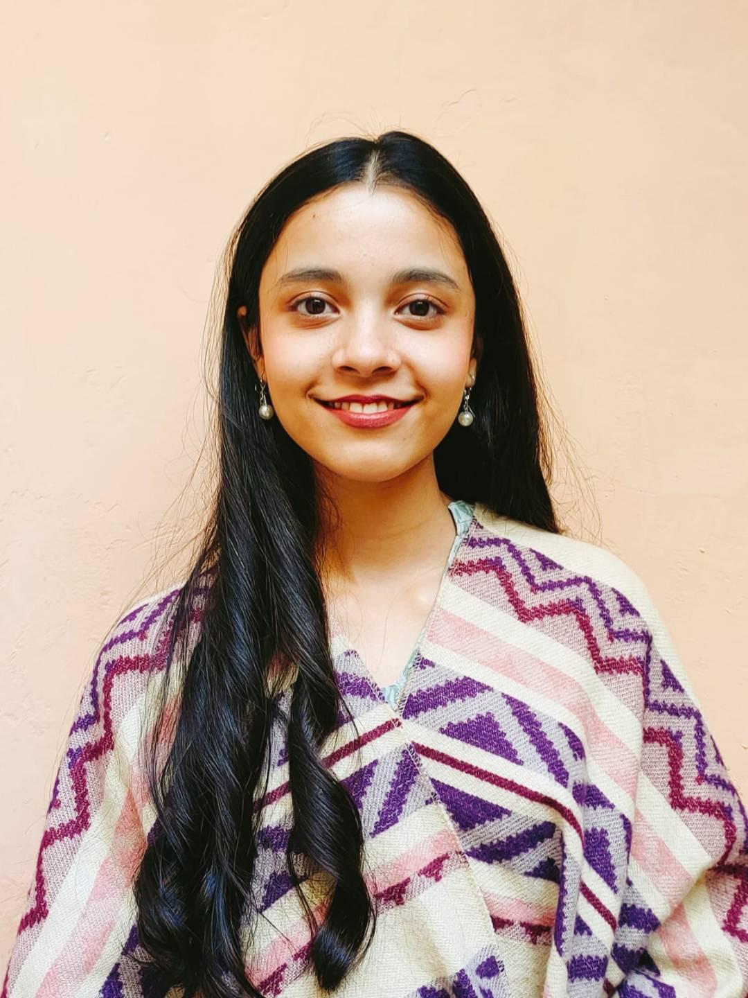 Hifza Khalid - Graphic Designer